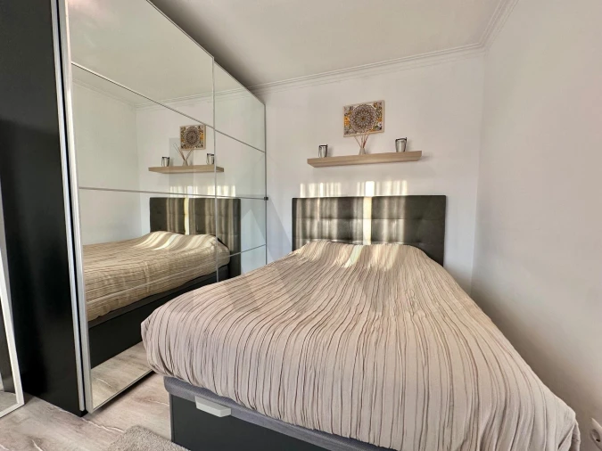 Apartamento T1 para Venda em Algueirão-Mem Martins Foto 14