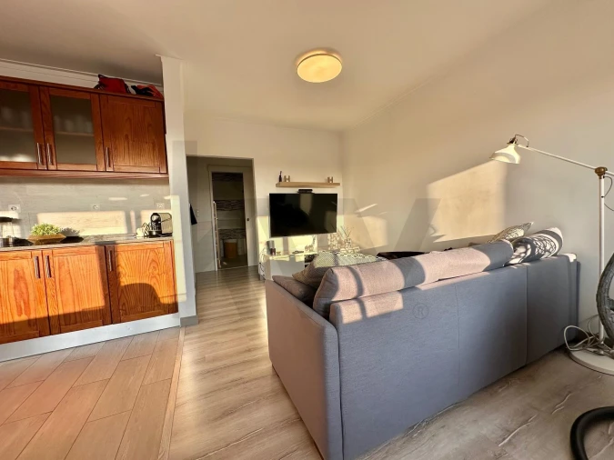 Apartamento T1 para Venda em Algueirão-Mem Martins Foto 7