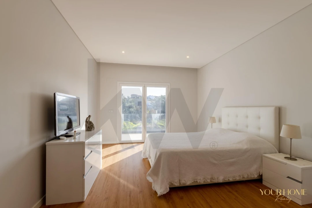 Moradia T4 para Venda em Alcabideche Foto 17