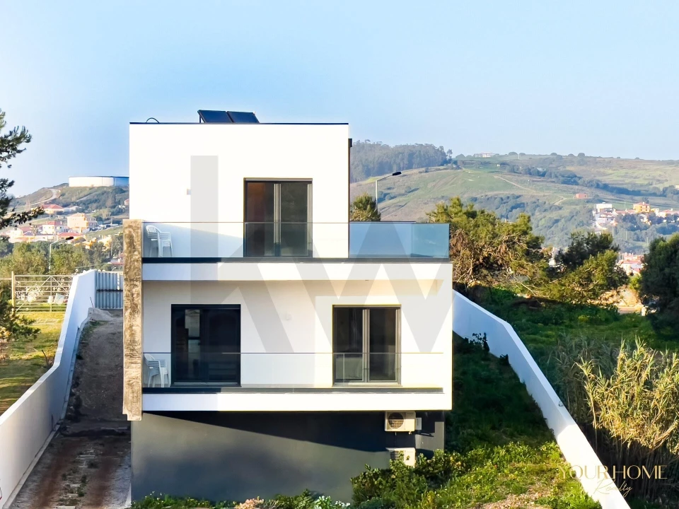 Moradia T4 para Venda em Alcabideche Foto 38