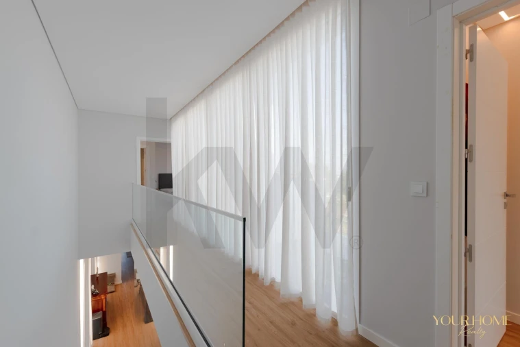 Moradia T4 para Venda em Alcabideche Foto 22