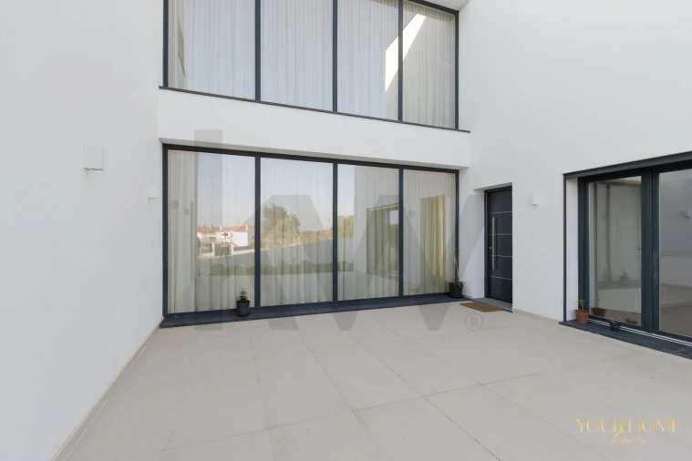 Moradia T4 para Venda em Alcabideche Foto 37