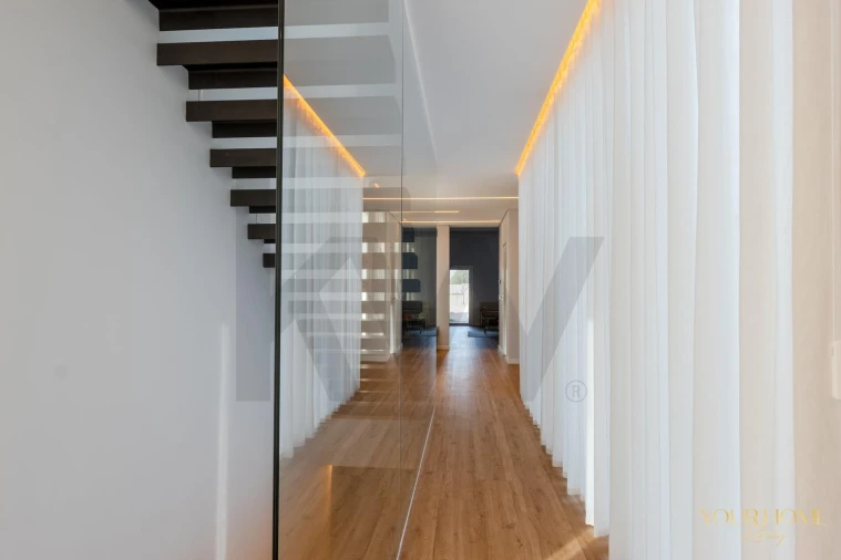 Moradia T4 para Venda em Alcabideche Foto 20