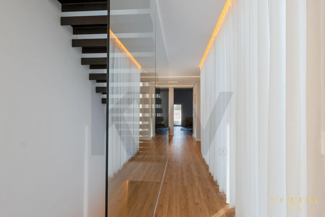 Moradia T4 para Venda em Alcabideche Foto 20