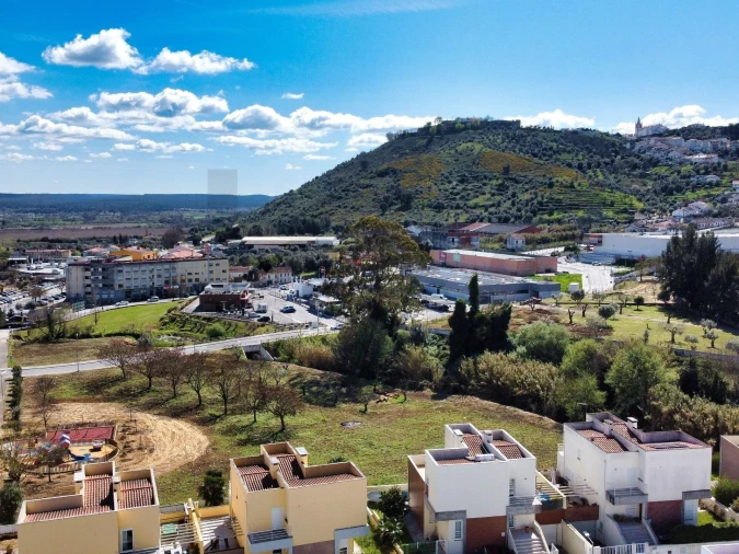 Apartamento T3 para Arrendamento em Abrantes (São Vicente e São João) e Alferrarede Foto 28