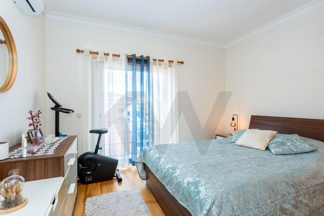 Apartamento T2 para Venda em São Domingos de Rana Foto 19