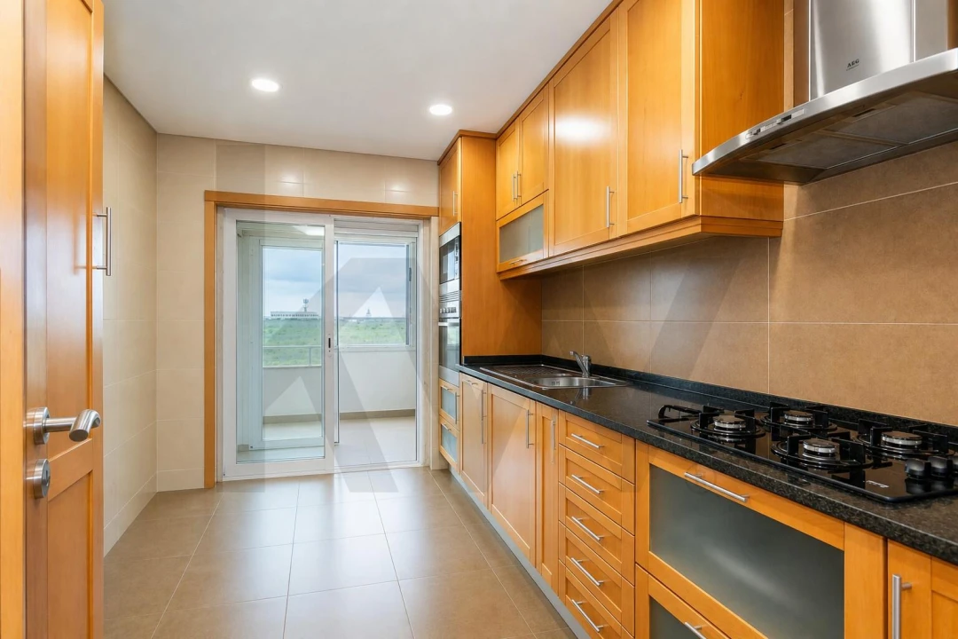 Apartamento T2 para Venda em São Domingos de Rana Foto 4