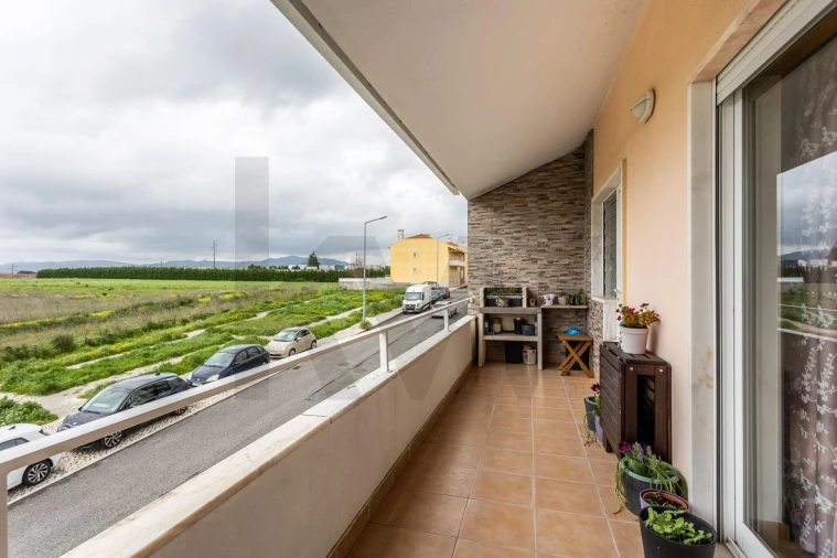 Apartamento T2 para Venda em São Domingos de Rana Foto 10