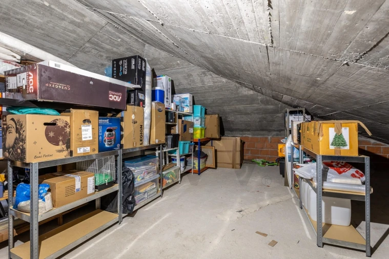 Apartamento T2 para Venda em São Domingos de Rana Foto 27