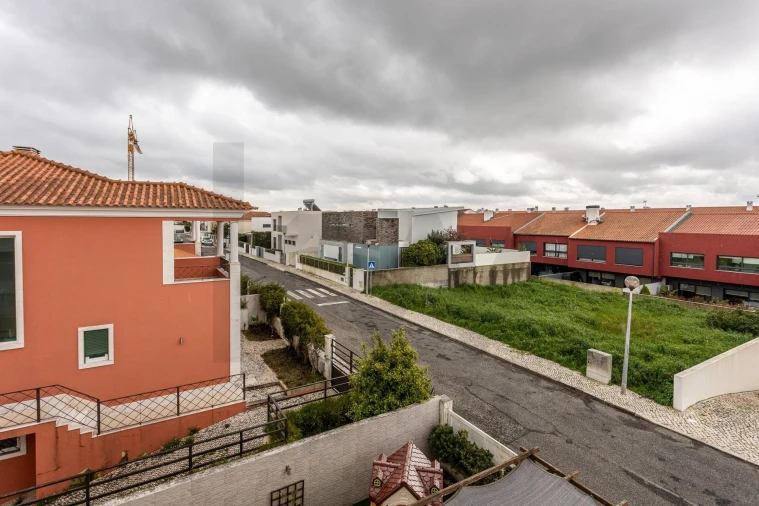 Apartamento T2 para Venda em São Domingos de Rana Foto 26