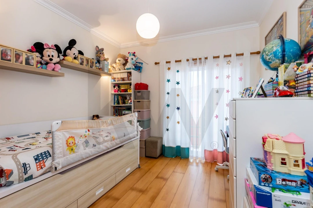 Apartamento T2 para Venda em São Domingos de Rana Foto 24