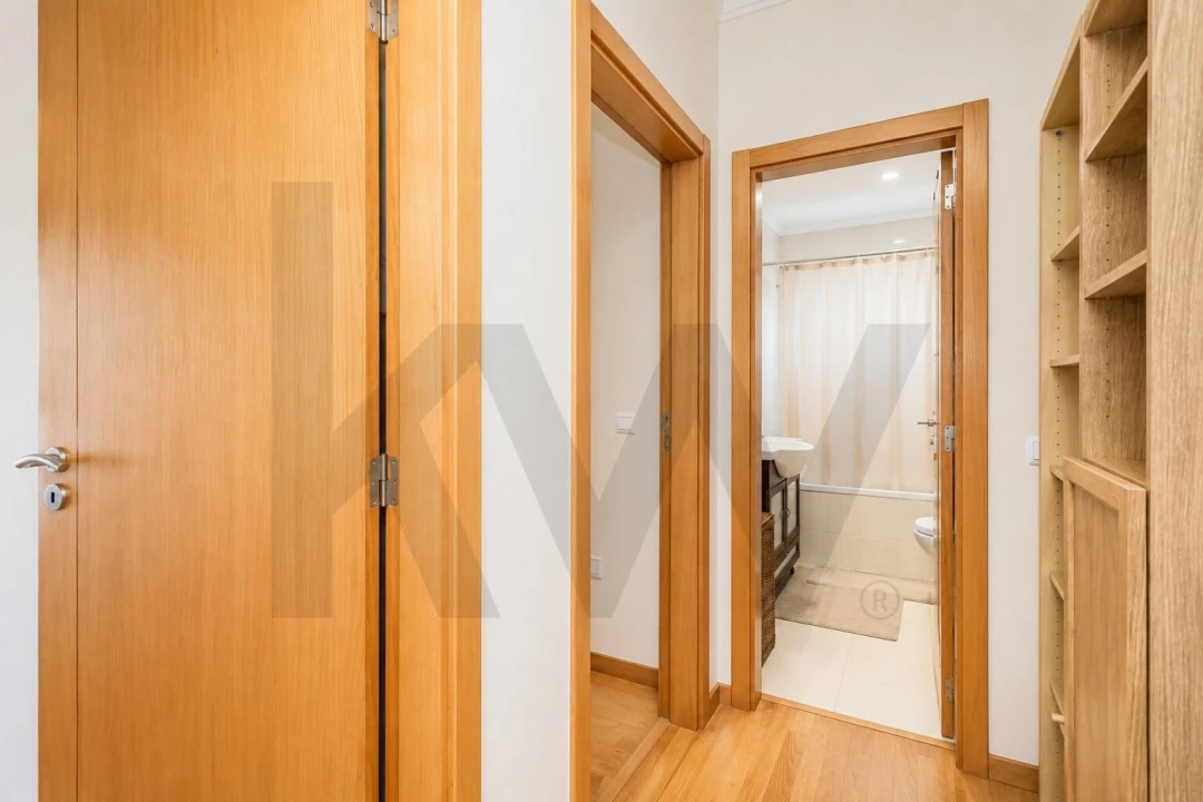 Apartamento T2 para Venda em São Domingos de Rana Foto 13
