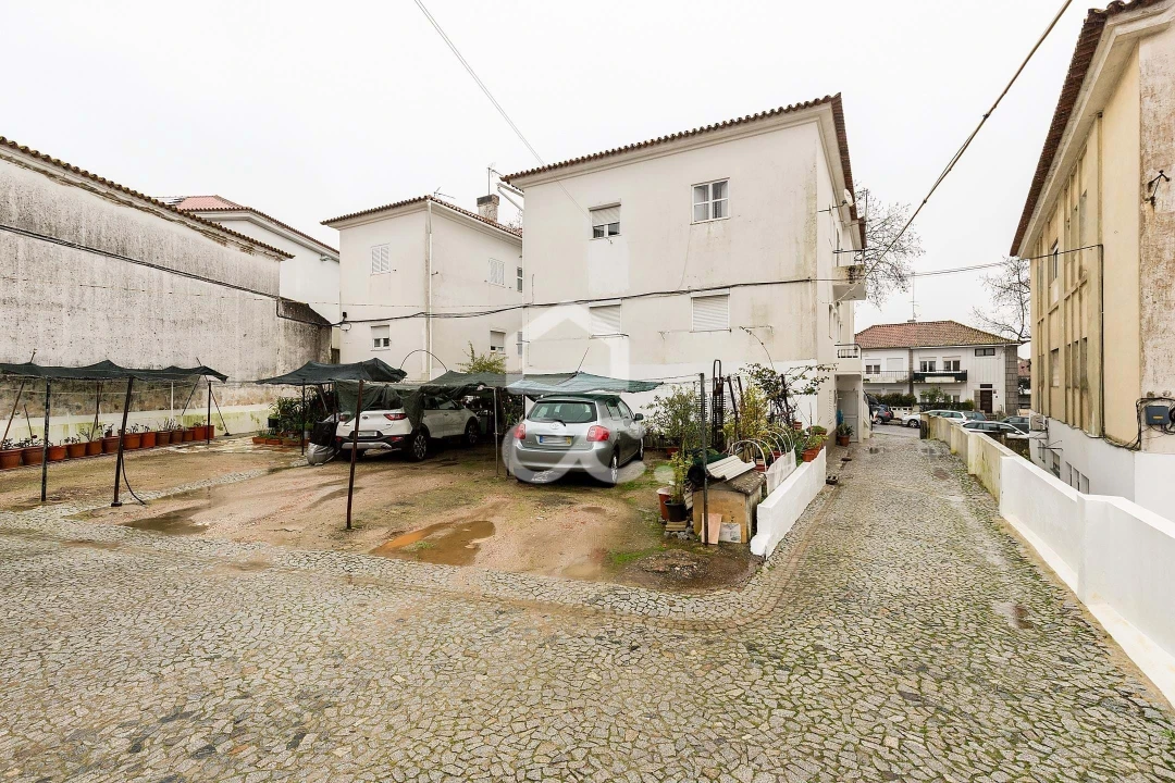 Apartamento T2 para Arrendamento em Bacelo e Senhora da Saúde Foto 15