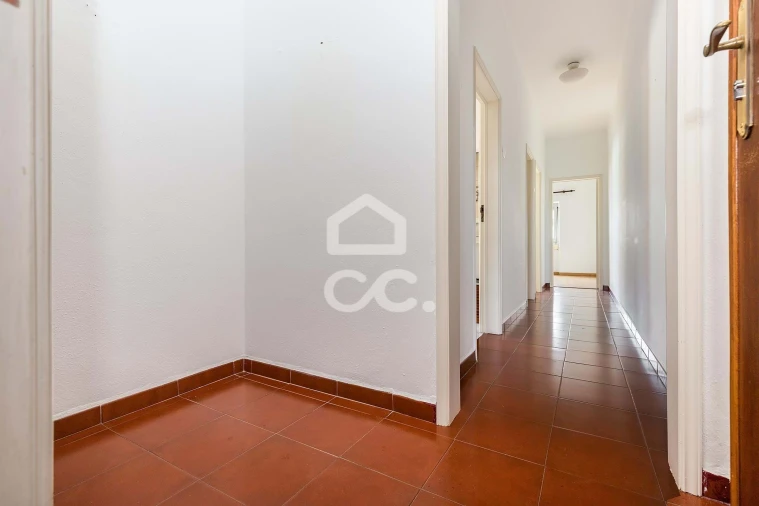 Apartamento T2 para Arrendamento em Bacelo e Senhora da Saúde Foto 8