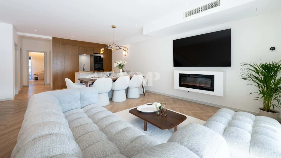 Moradia T4 para Venda em Almancil Foto 2