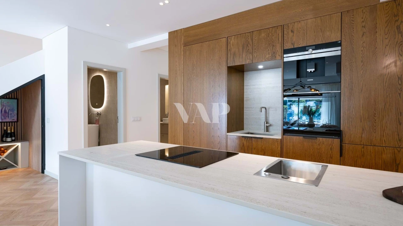 Moradia T4 para Venda em Almancil Foto 8