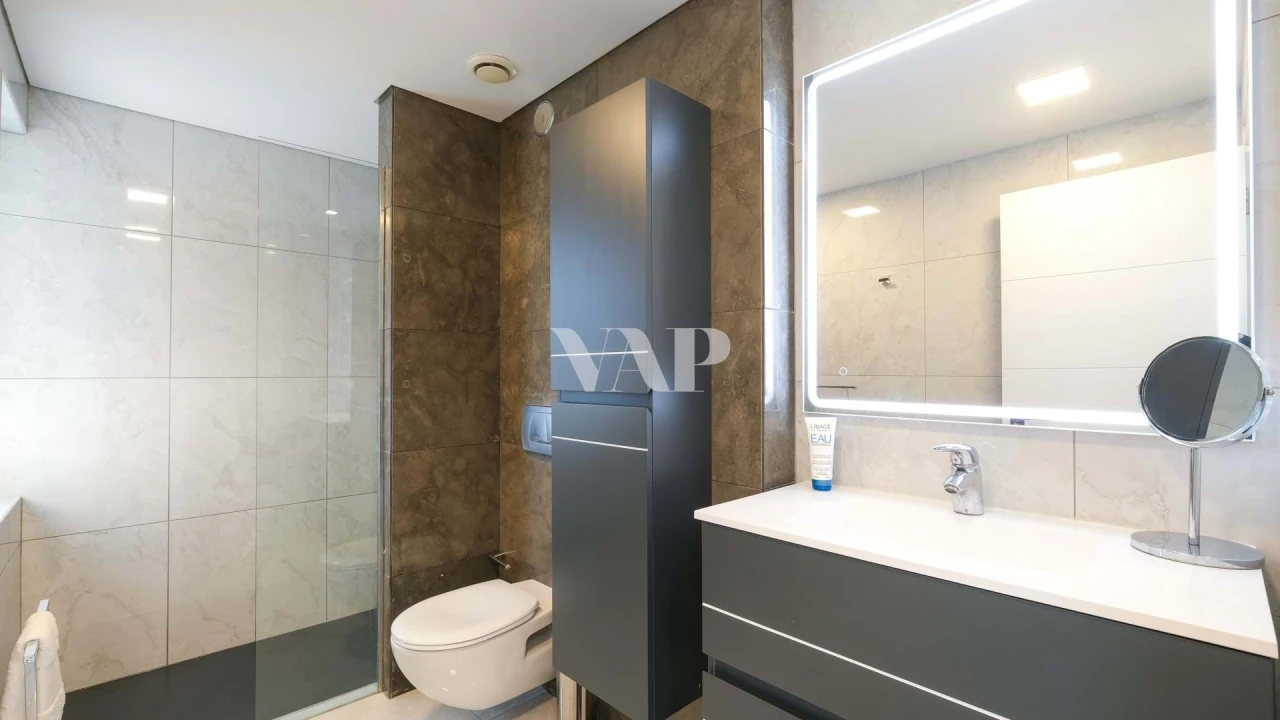 Apartamento T3 para Venda em Quarteira Foto 27