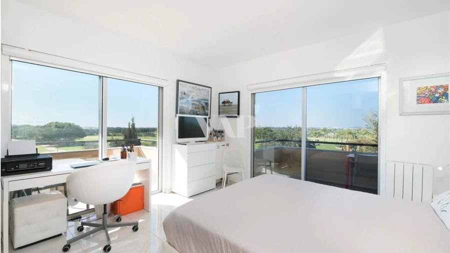 Apartamento T3 para Venda em Quarteira Foto 5