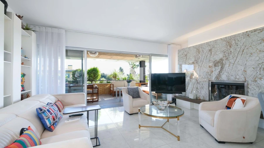 Apartamento T3 para Venda em Quarteira Foto 2