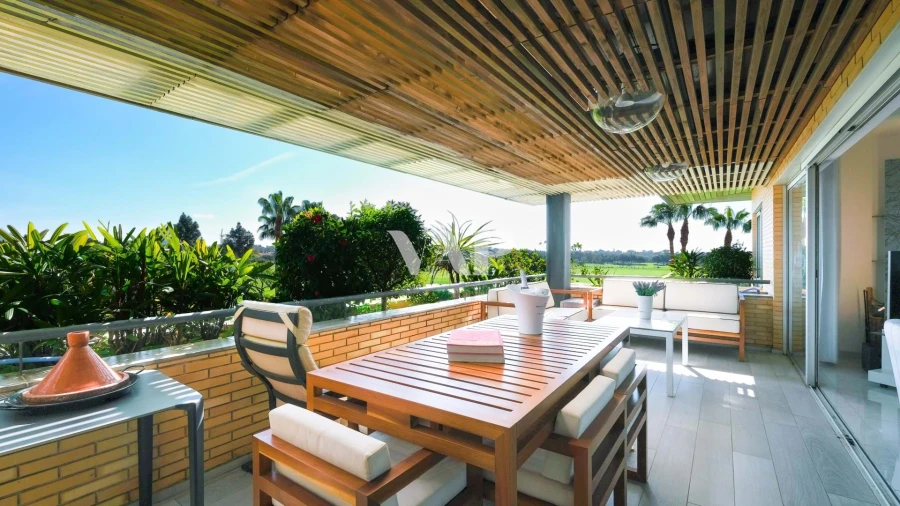 Apartamento T3 para Venda em Quarteira Foto 3