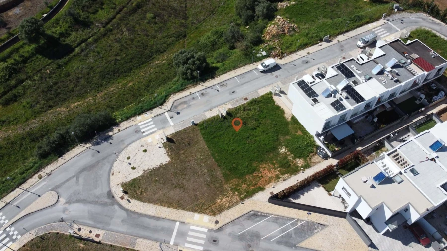 Terreno para Venda em Odiaxere Foto 4