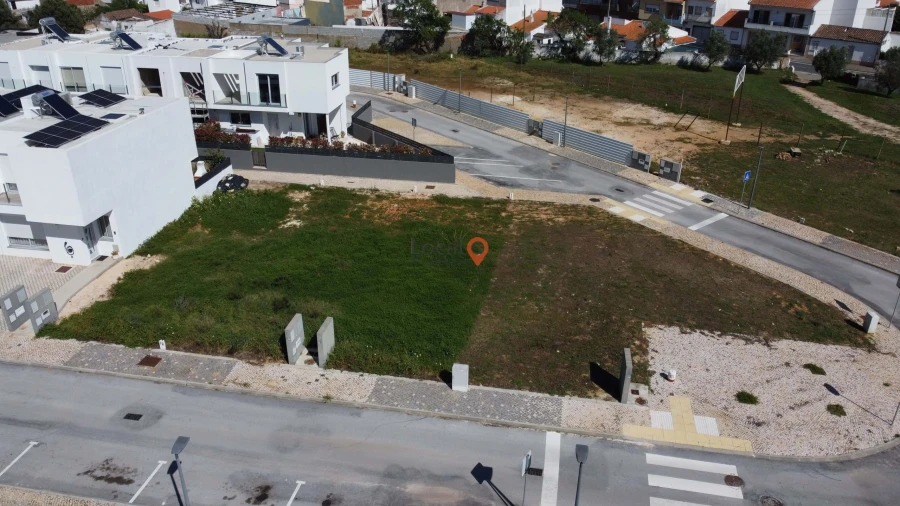 Terreno para Venda em Odiaxere Foto 3