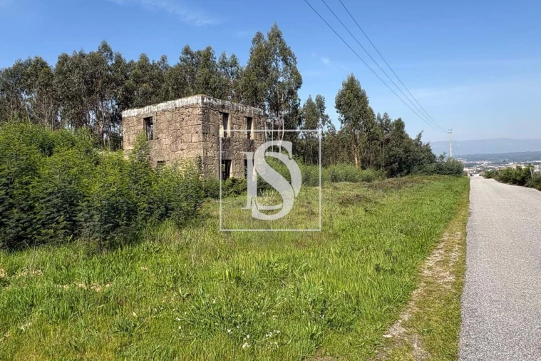 Terreno para Venda em Tondela e Nandufe