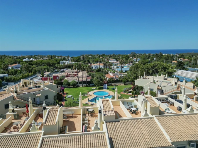 Apartamento T2 para Venda em Lagoa e Carvoeiro Foto 2
