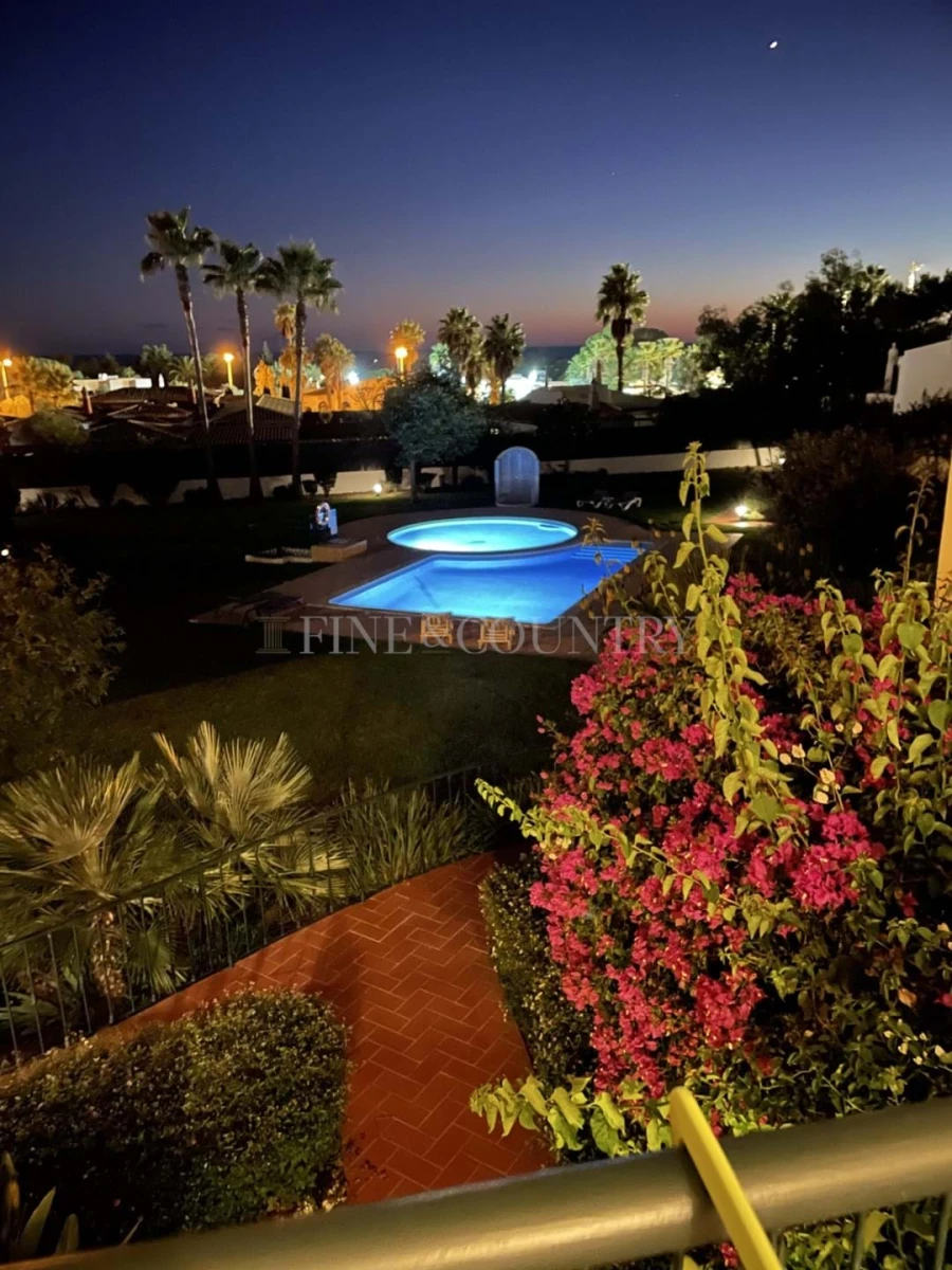 Apartamento T2 para Venda em Lagoa e Carvoeiro Foto 25