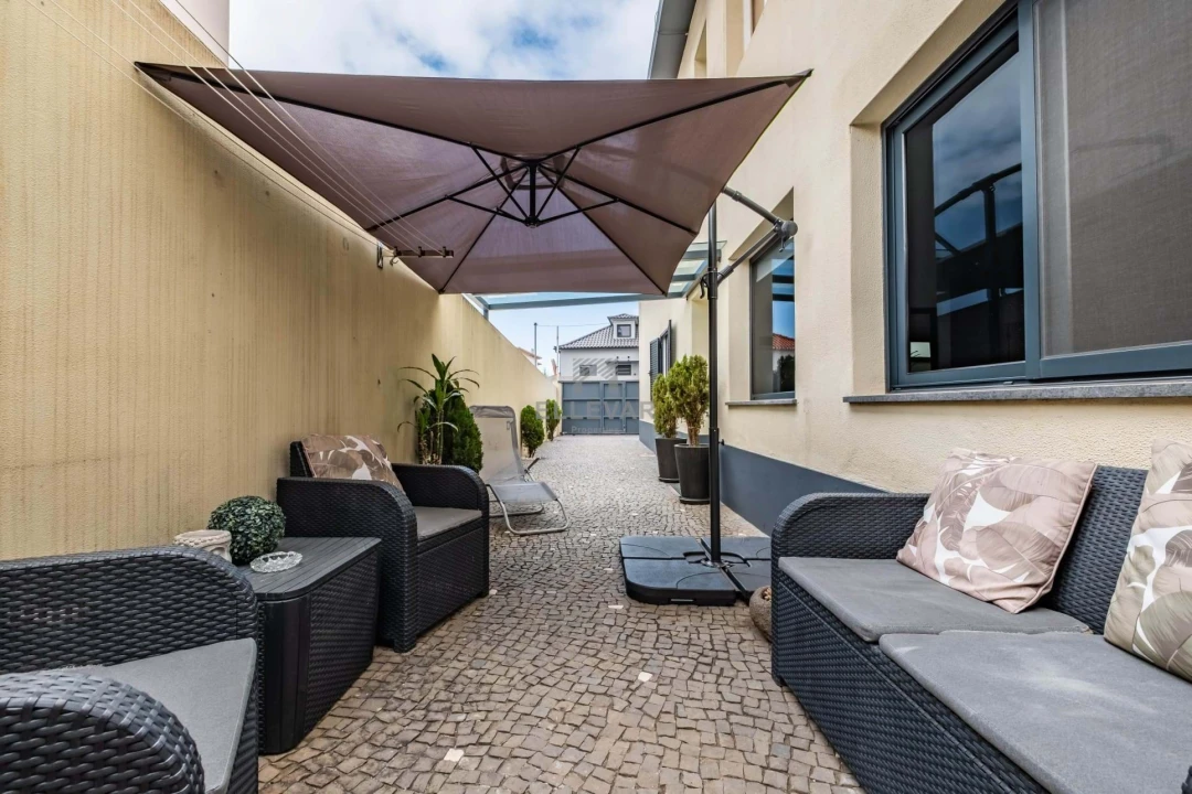 Apartamento T3 para Venda em Santo Antonio Foto 2