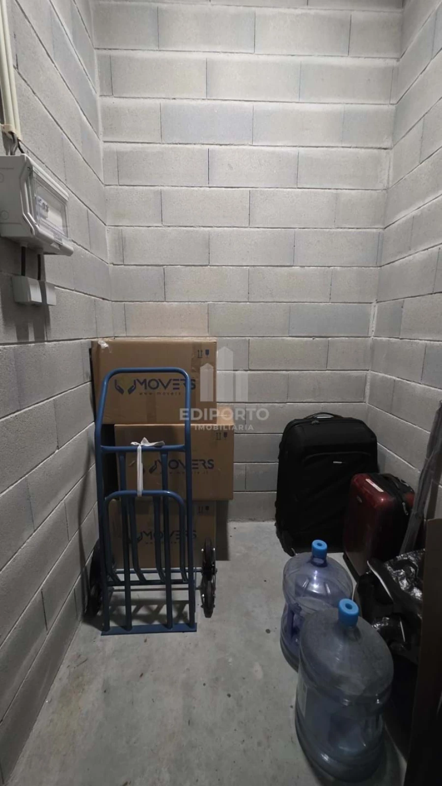 Apartamento T2 para Arrendamento em Santa Marinha Foto 22