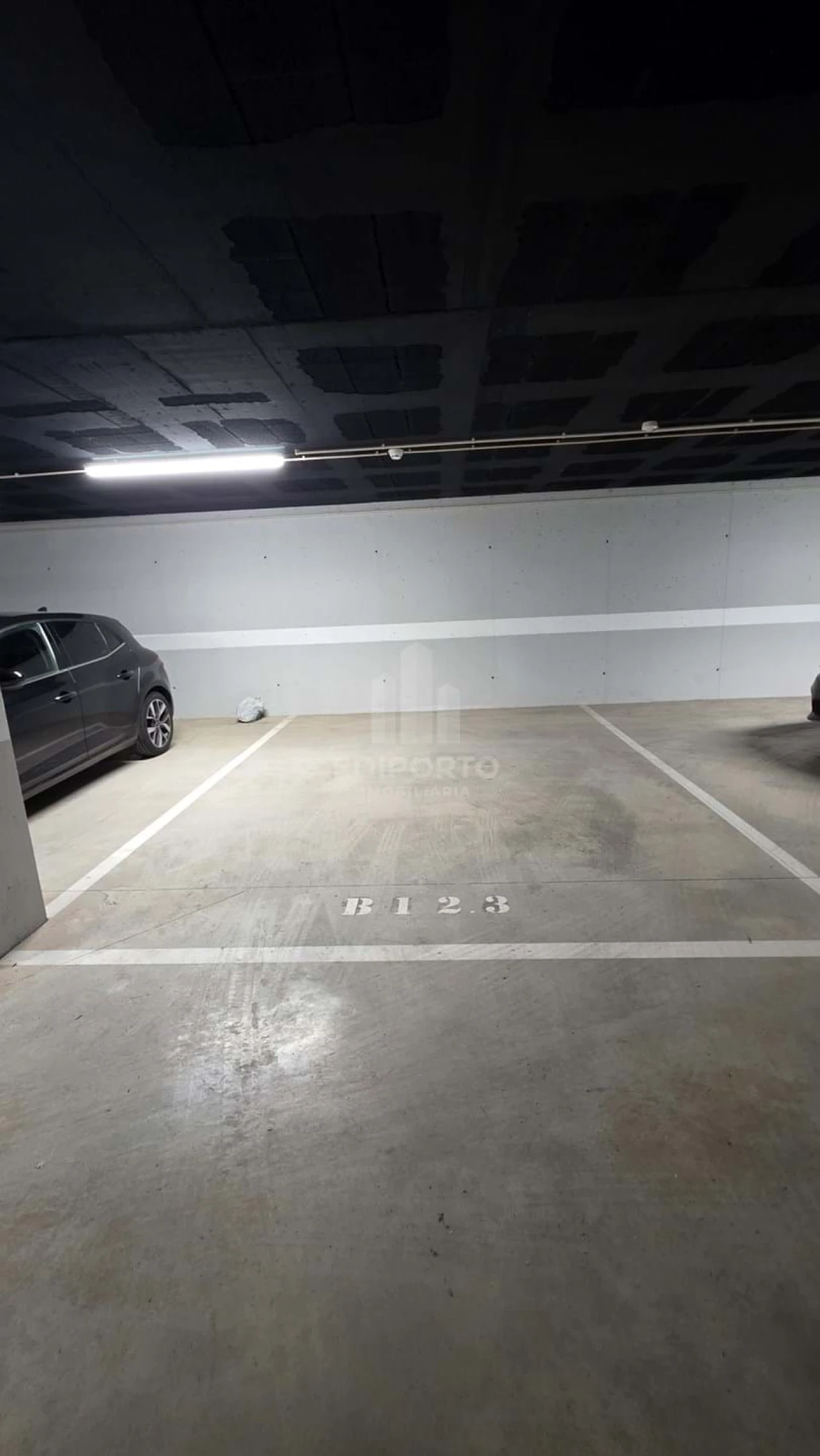 Apartamento T2 para Arrendamento em Santa Marinha Foto 21