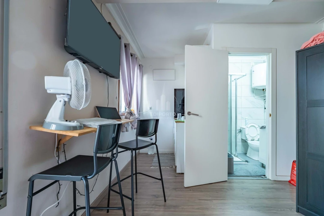 Apartamento T6 para Venda em Paranhos Foto 27
