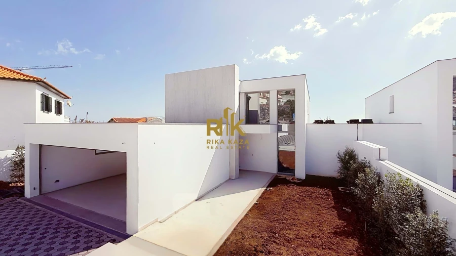 Moradia T3 para Venda em Arco da Calheta Foto 55