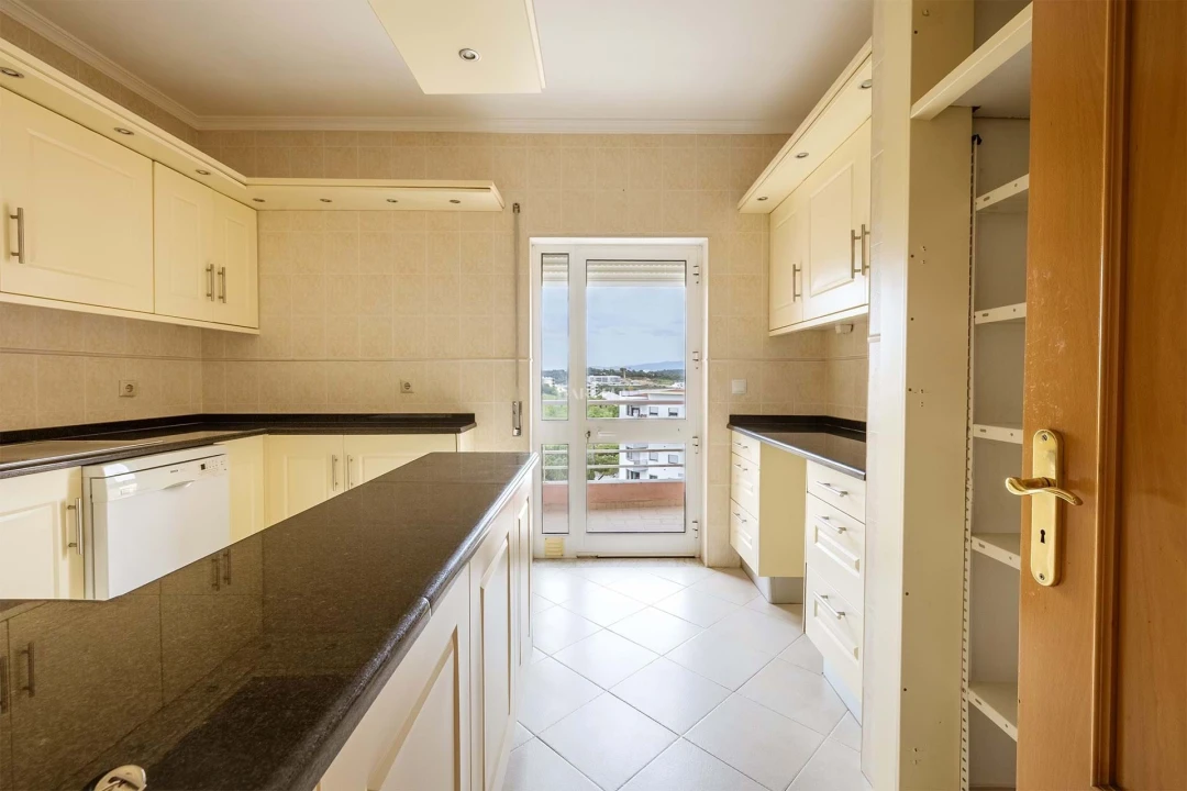 Apartamento T3 para Venda em Lagos (São Sebastião e Santa Maria) Foto 8