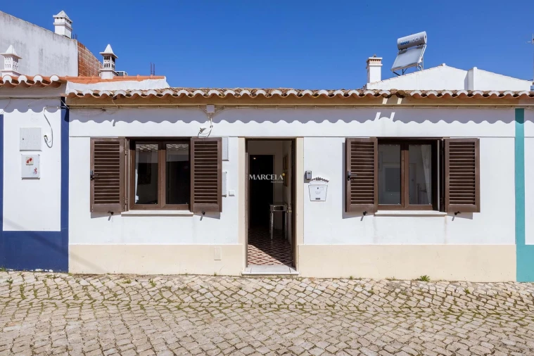 Moradia T2 para Venda em Lagos (São Sebastião e Santa Maria) Foto 24