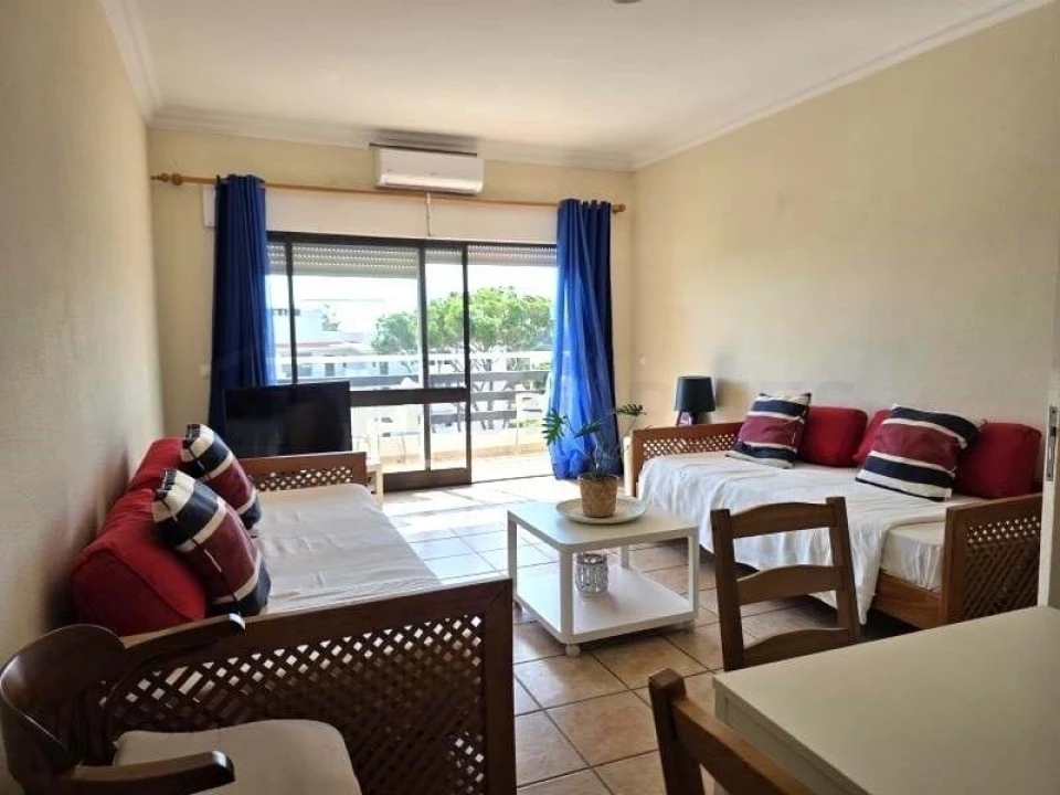 Apartamento T2 para Venda em Quarteira Foto 9