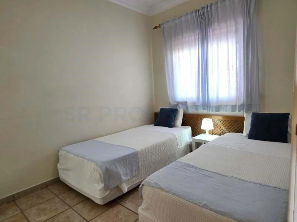 Apartamento T2 para Venda em Quarteira Foto 34