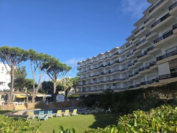 Apartamento T2 para Venda em Quarteira Foto 38