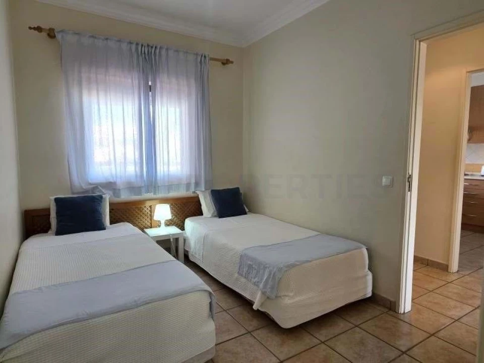 Apartamento T2 para Venda em Quarteira Foto 21