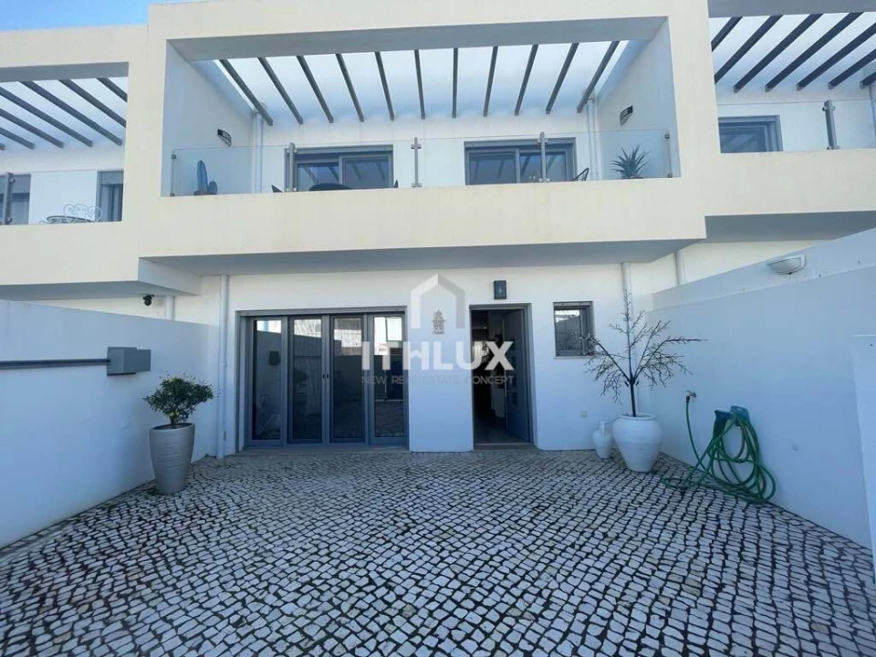 Apartamento T3 para Venda em Tavira (Santa Maria e Santiago) Foto 1