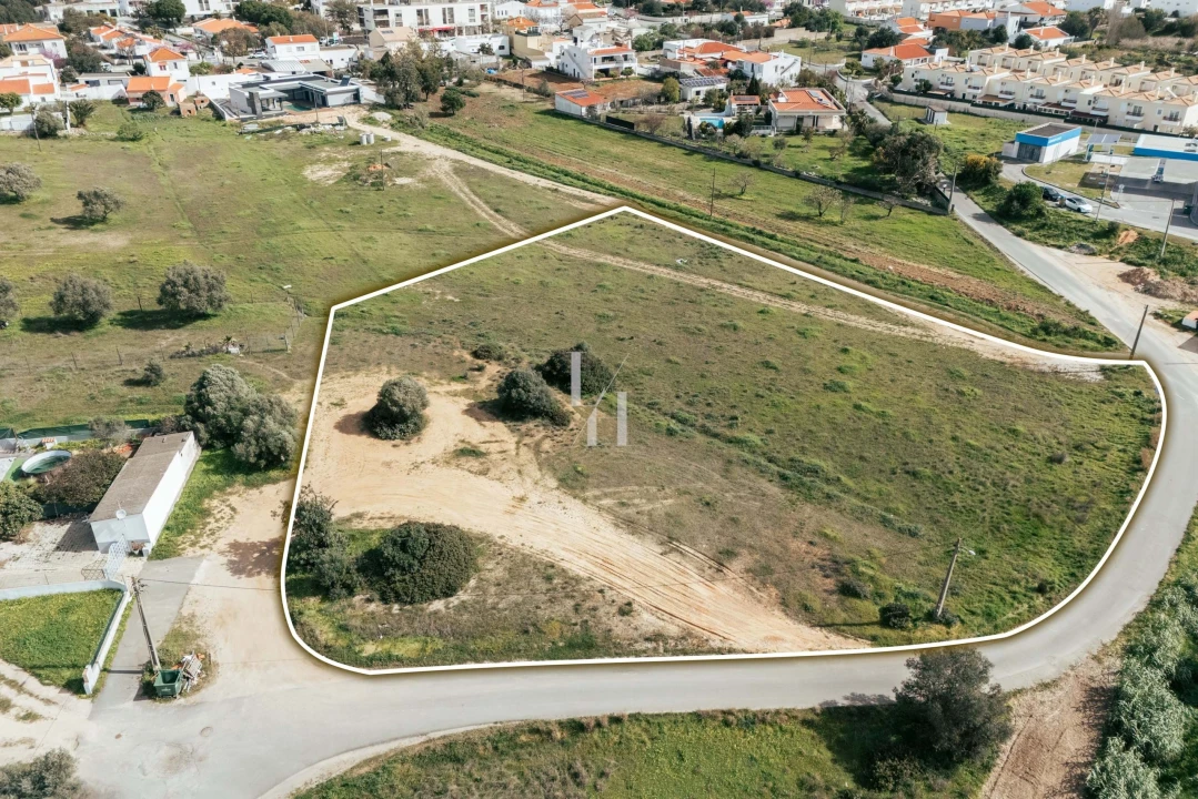Terreno para Venda em Albufeira e Olhos de Água Foto 3