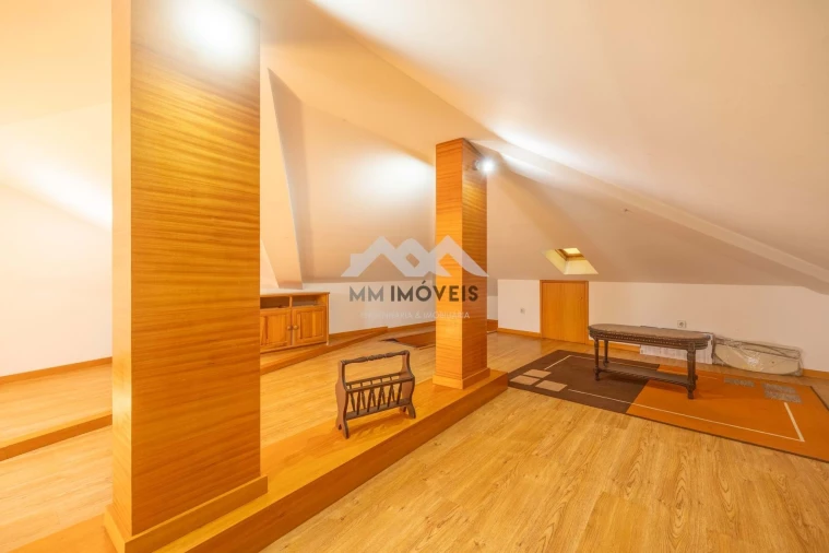 Moradia T3 para Venda em Baguim do Monte (Rio Tinto) Foto 22