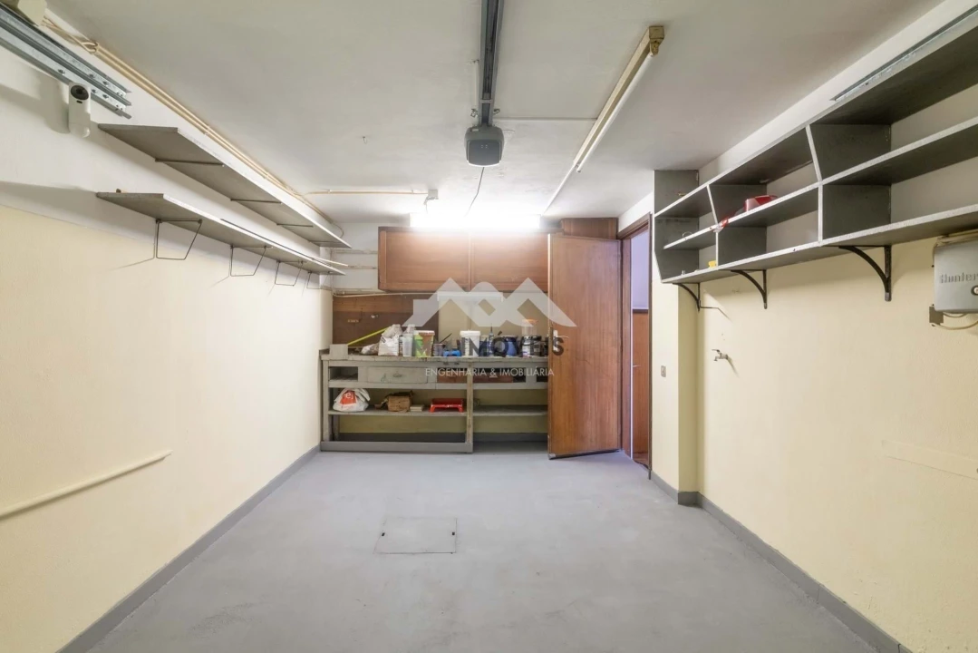 Escritório para Arrendamento em Lordelo do Ouro e Massarelos Foto 40