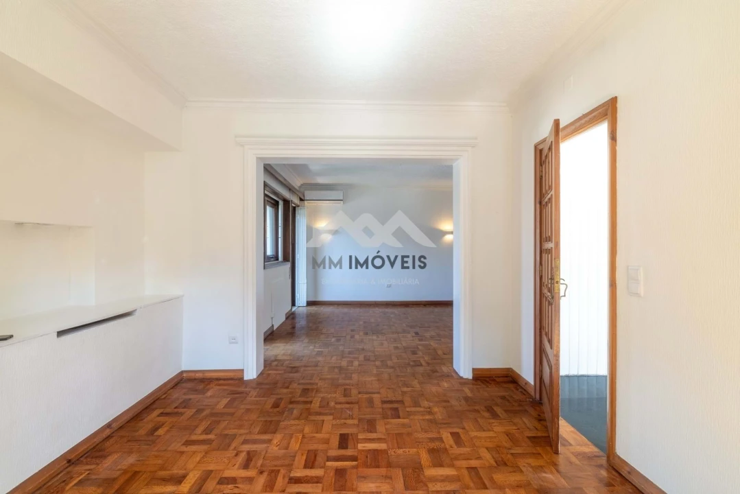 Escritório para Arrendamento em Lordelo do Ouro e Massarelos Foto 3