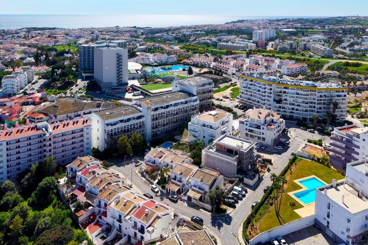 Moradia T2 para Venda em Albufeira e Olhos de Água Foto 51