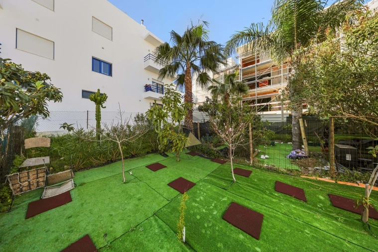 Moradia T2 para Venda em Albufeira e Olhos de Água Foto 14