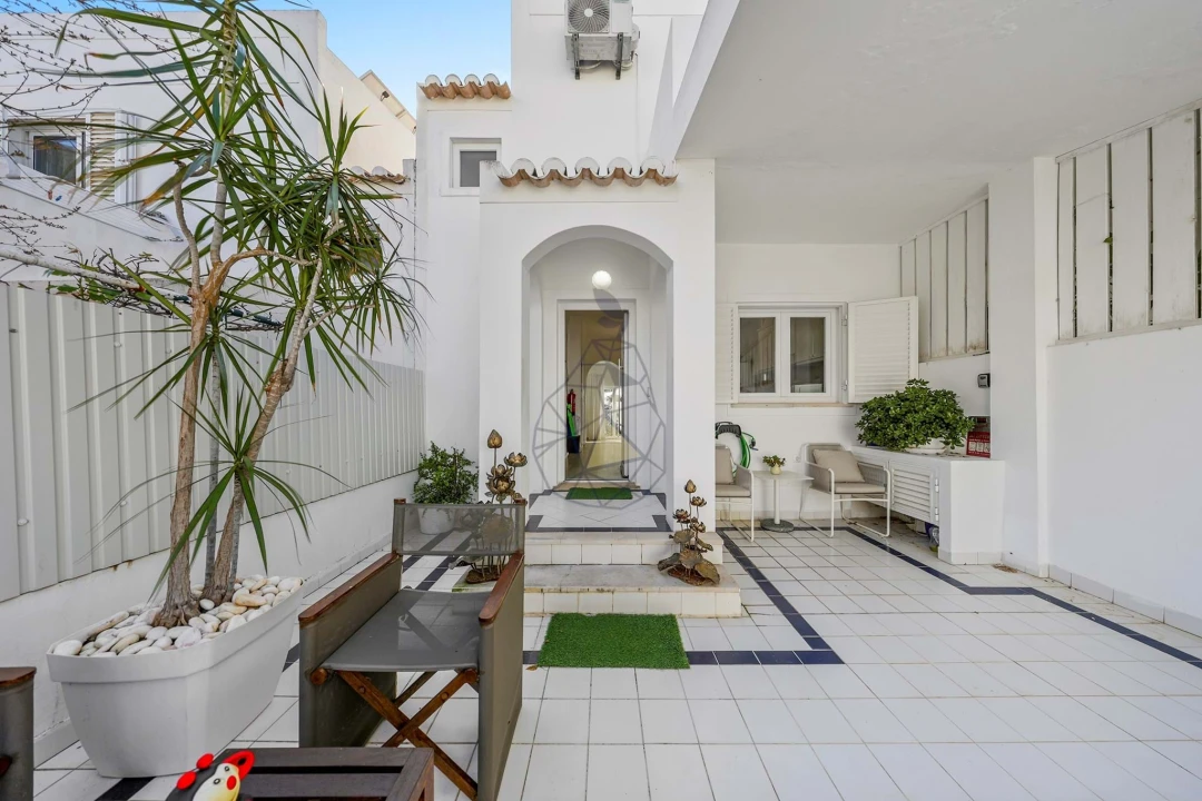 Moradia T2 para Venda em Albufeira e Olhos de Água Foto 5