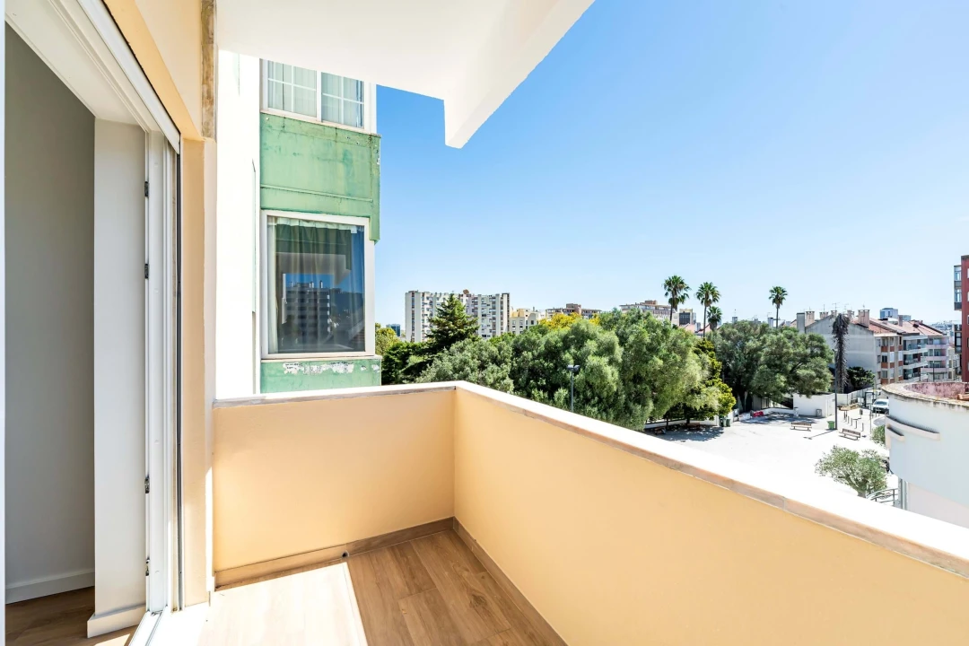 Apartamento T2 para Arrendamento em Avenidas Novas Foto 7