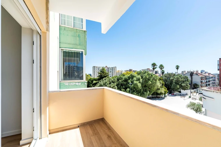 Apartamento T2 para Arrendamento em Avenidas Novas Foto 7